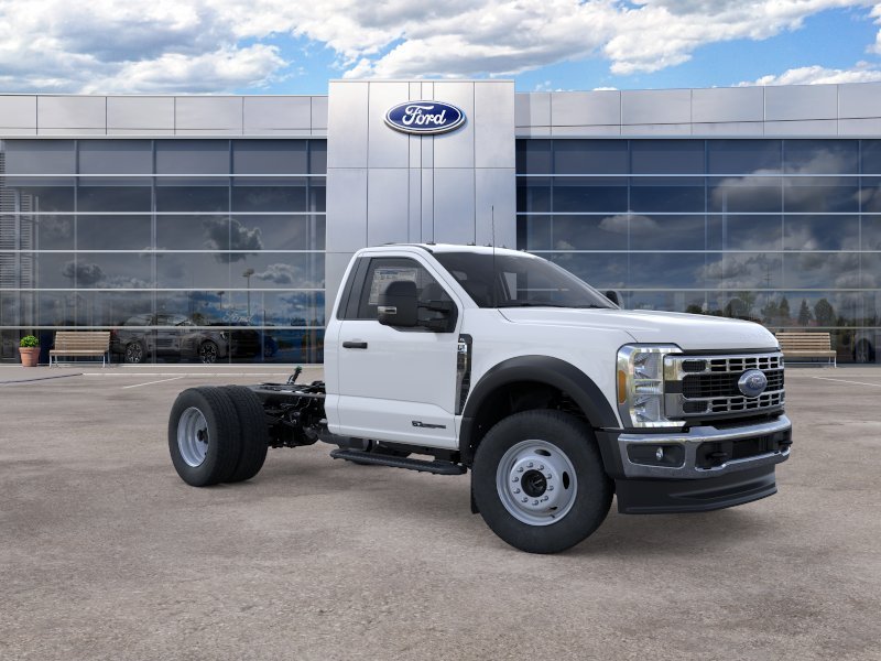 New 2026 Oxford White Ford F-600® XL image 7