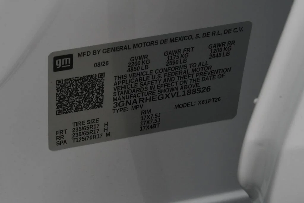 New 2027 Summit White Chevrolet LT image 42