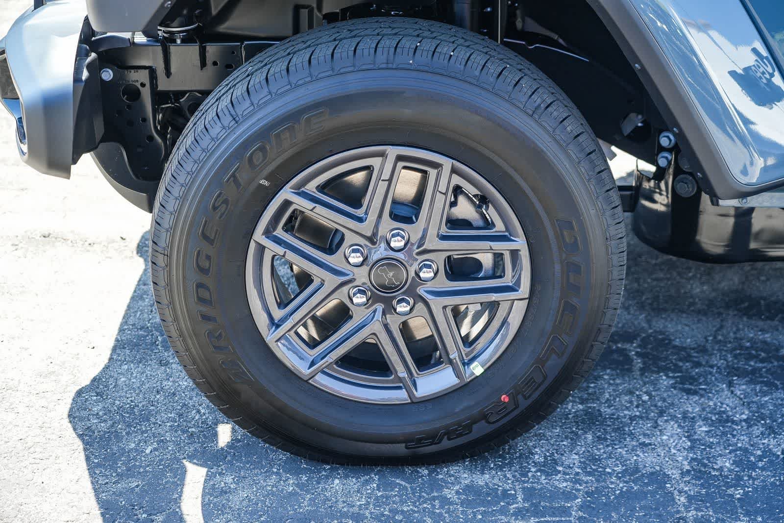 New 2026 Anvil Clear-Coat Exterior Paint Jeep Sport S image 10