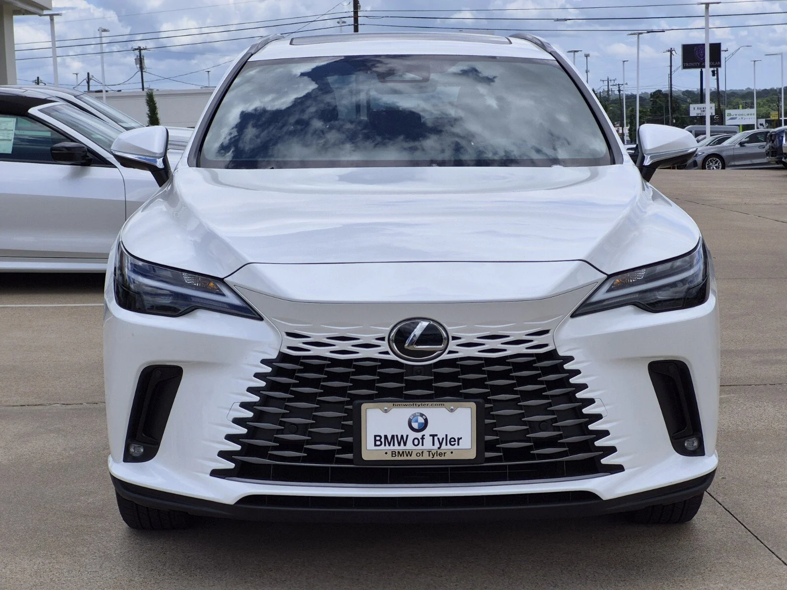 Used 2025 White Pearl Lexus RX 350 Premium image 2
