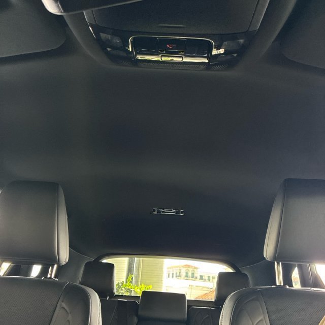 2025 Lexus RX 350 - Photo 12