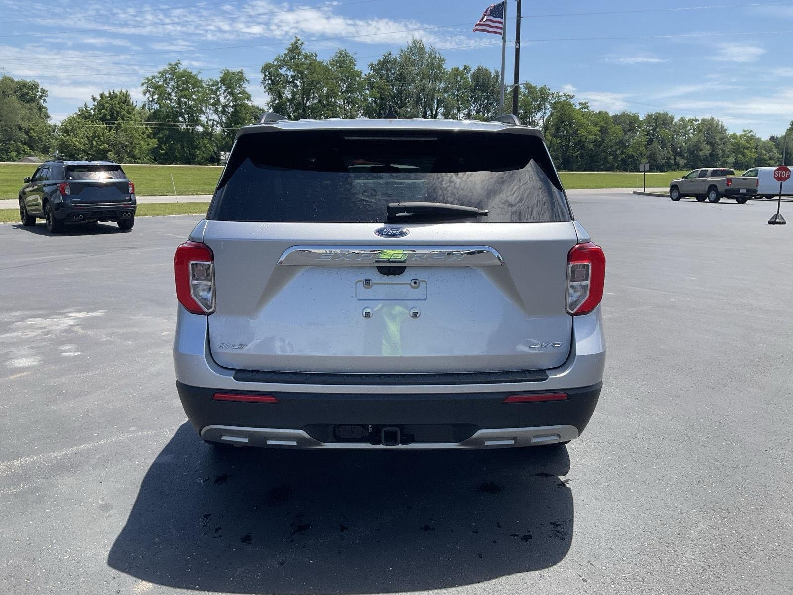 Used 2023 Iconic Silver Ford XLT image 7