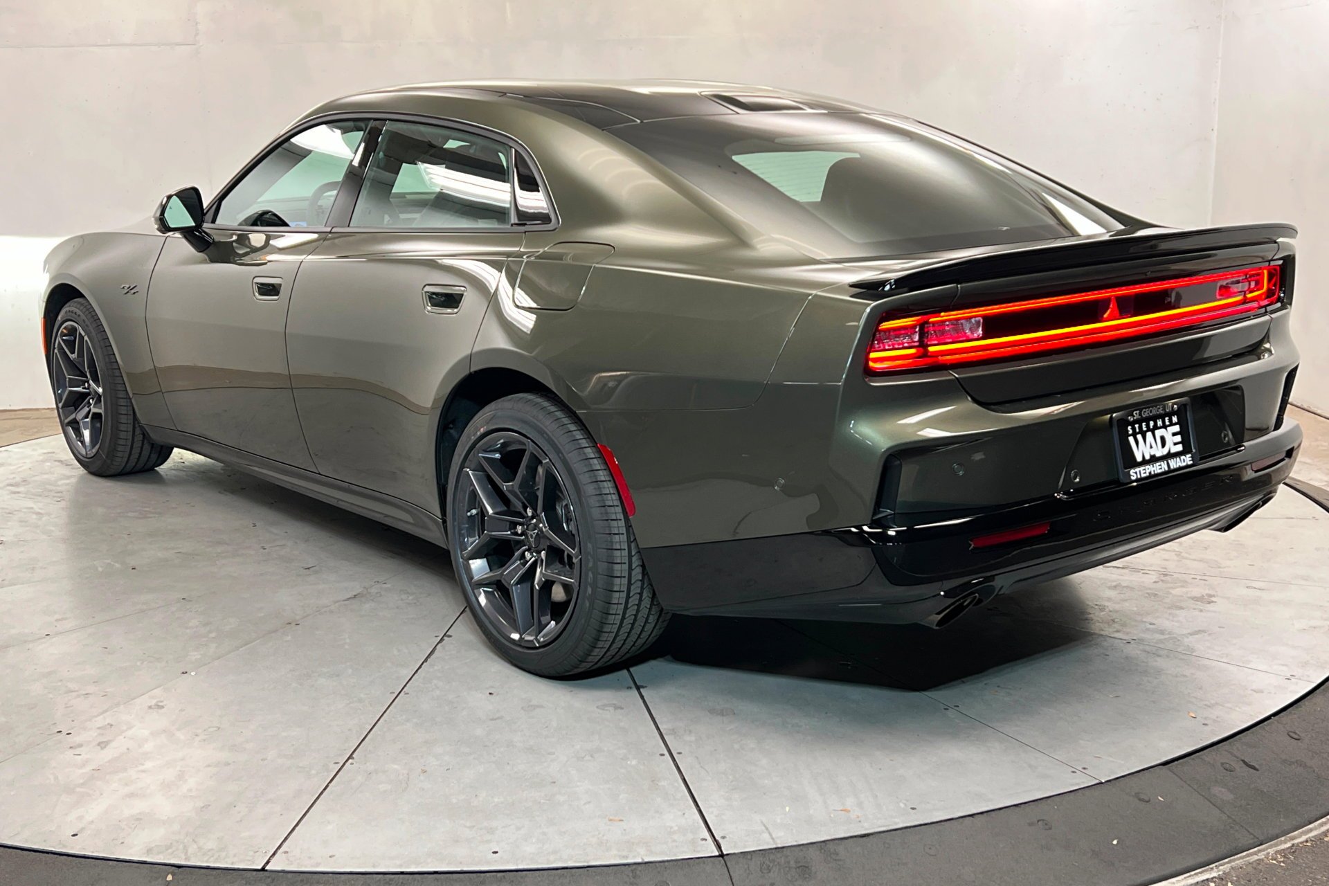 New 2026 Green Machine Exterior Paint Dodge R/T Plus image 3