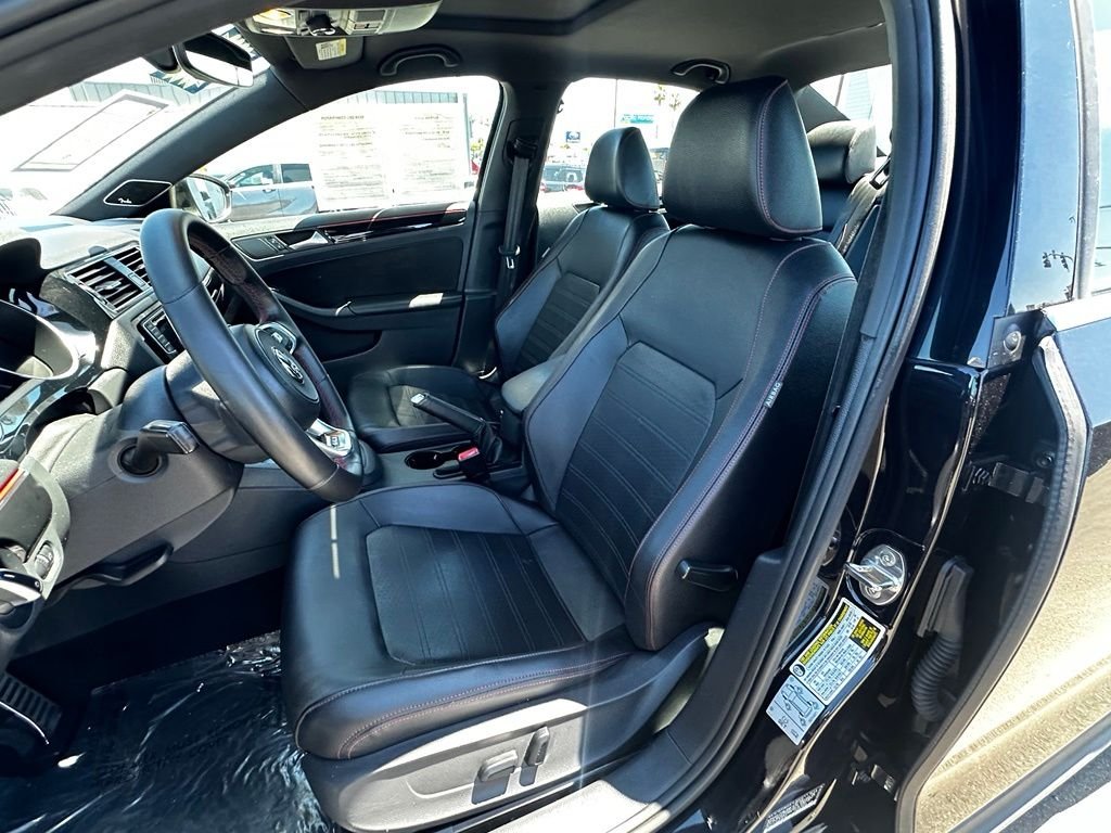 Used 2017 Deep Black Volkswagen GLI image 19