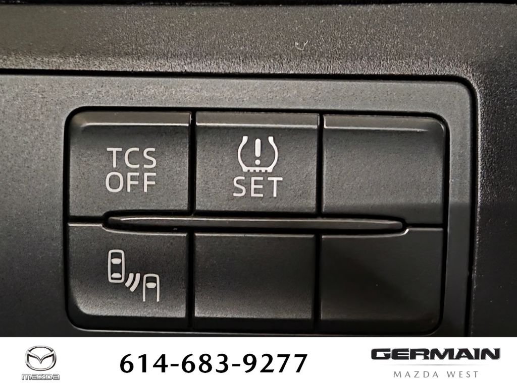 Used 2016 Red Mazda Touring image 33