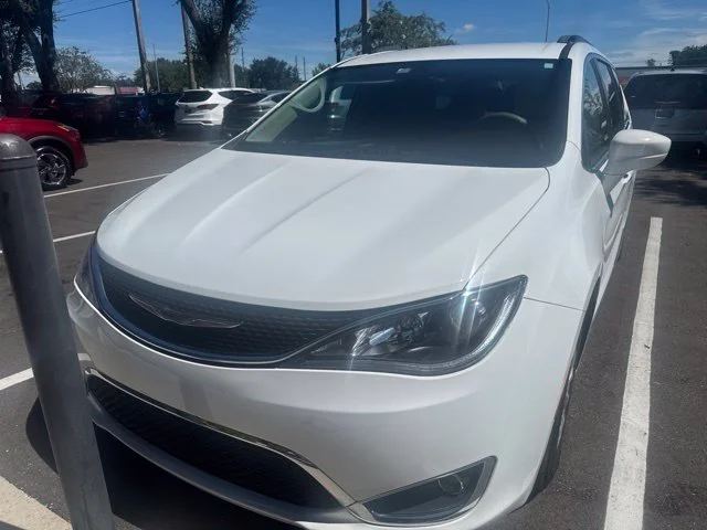 Used 2017 Chrysler Pacifica Touring-L with VIN 2C4RC1BG6HR795491 for sale in Longwood, FL
