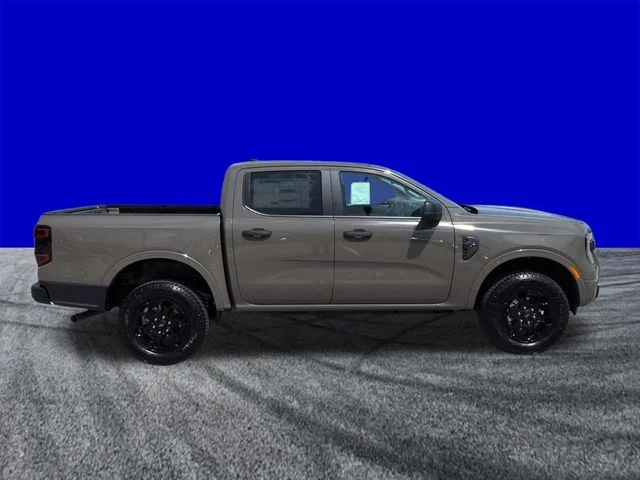 New 2026 Marsh Gray Ford XLT image 3