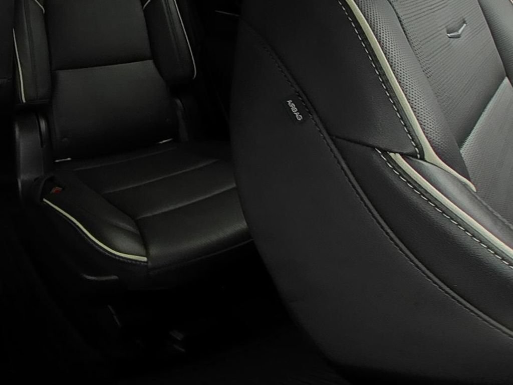 2022 Cadillac Escalade Sport - Photo 14