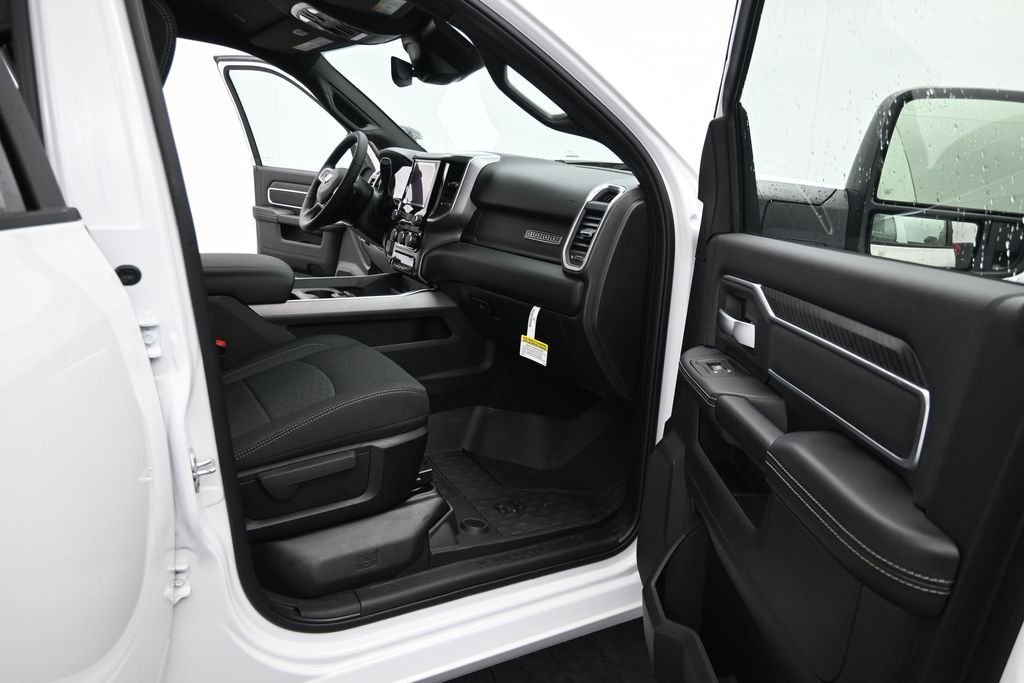 New 2026 Bright White Clear-Coat Exterior Paint RAM Big Horn image 13