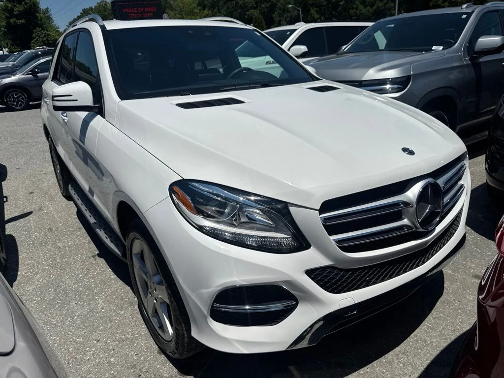 Used 2019 White Mercedes-Benz GLE 400 image 2
