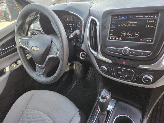 Used 2019 Ivy Metallic Chevrolet LS image 31