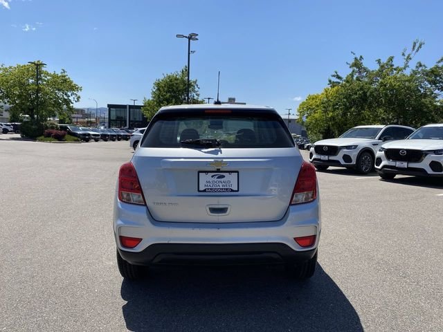 Used 2018 Silver Chevrolet LS image 4