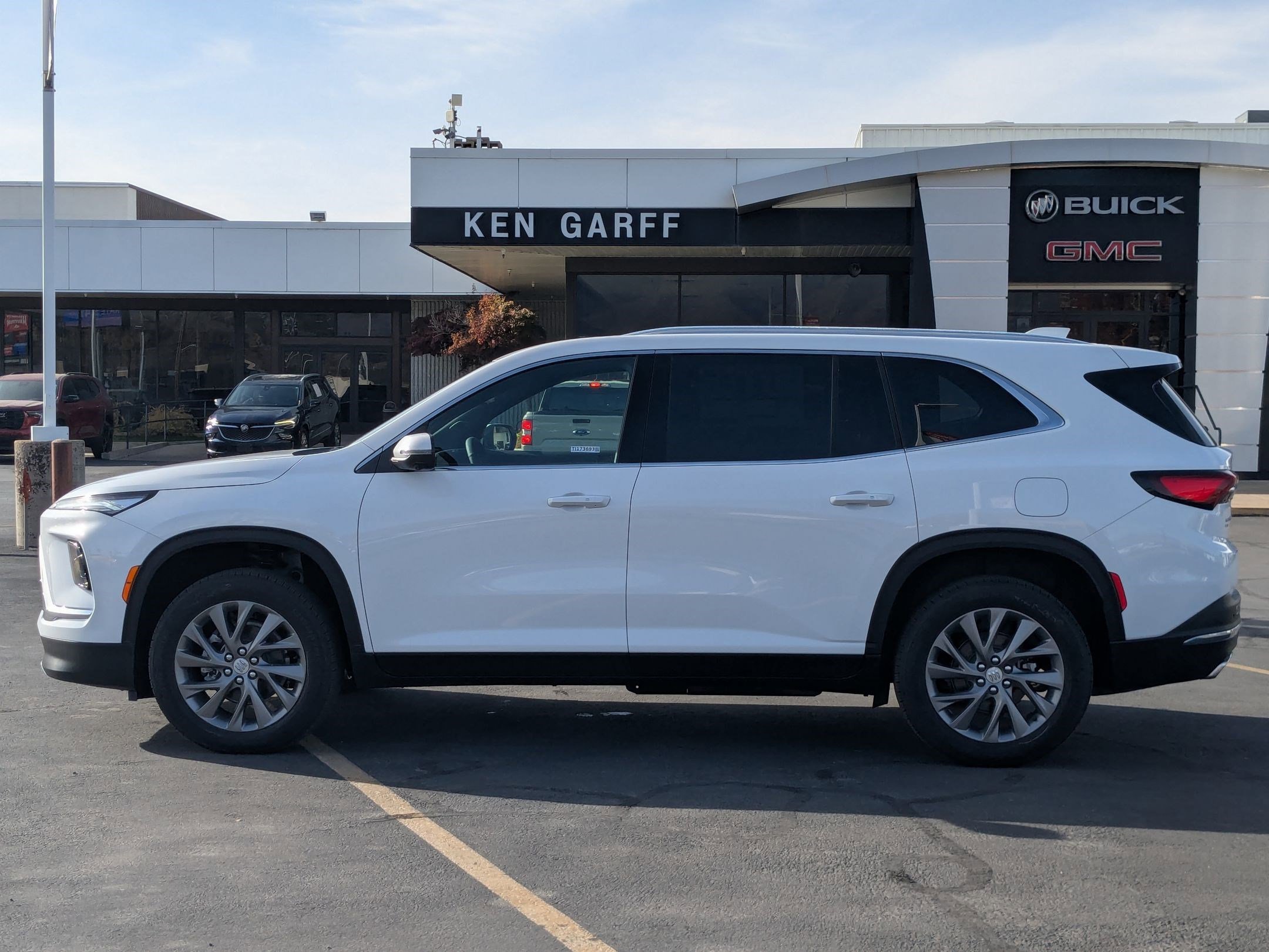 2026 Buick Enclave Preferred - Photo 7