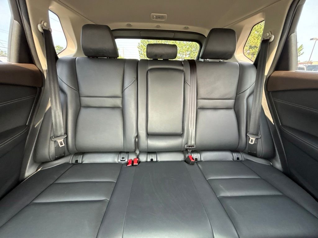 Used 2021 Gold Nissan SL image 33