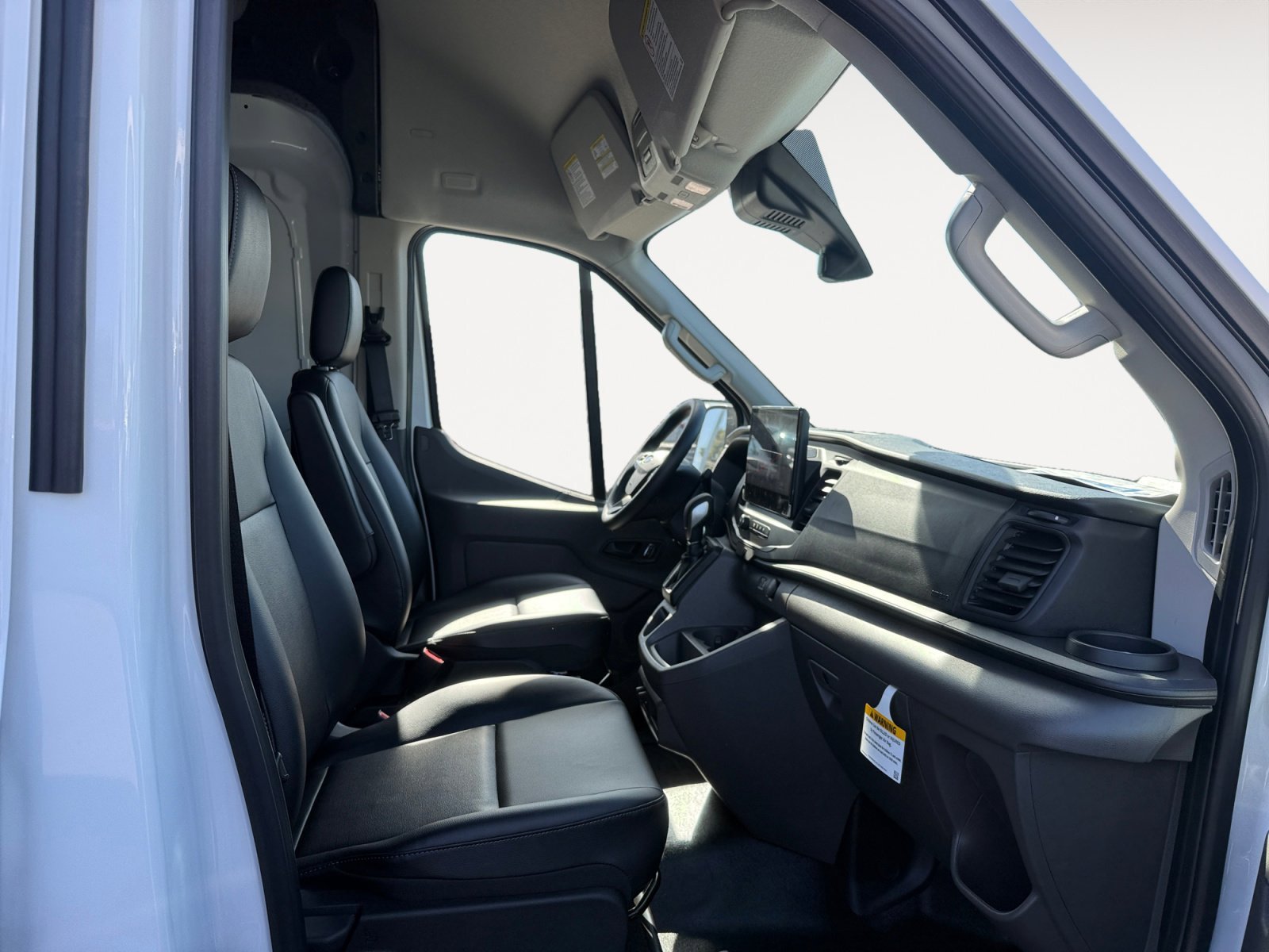 New 2026 Oxford White Ford Cargo Van image 17