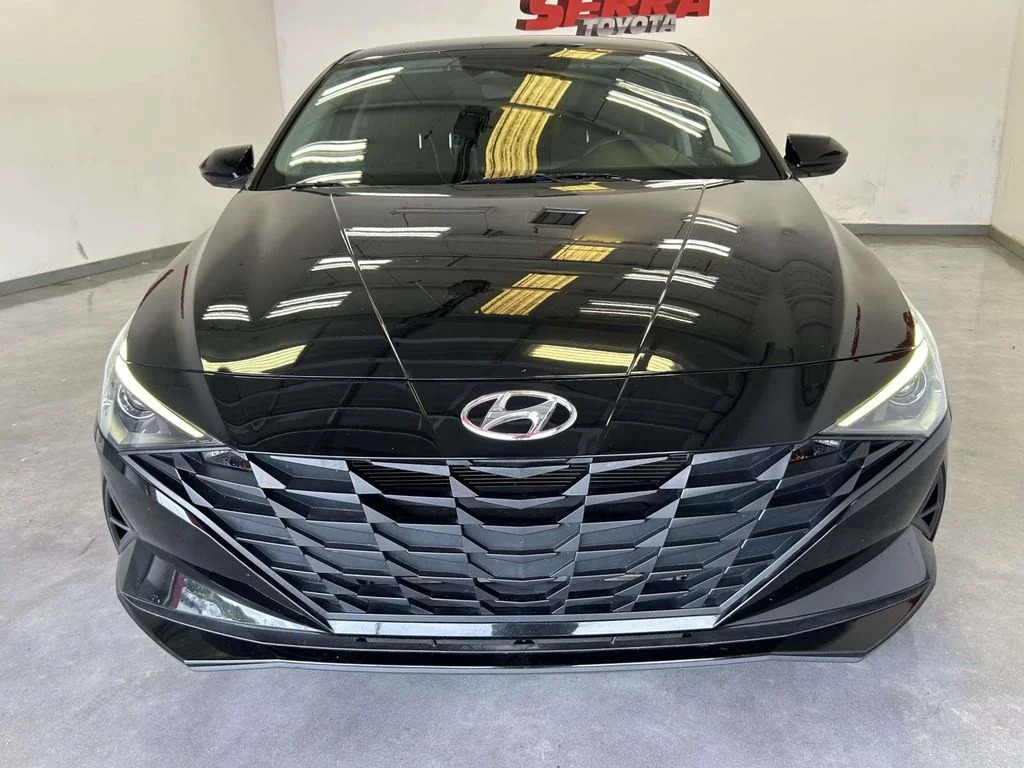 Used 2023 Black Hyundai SEL image 8