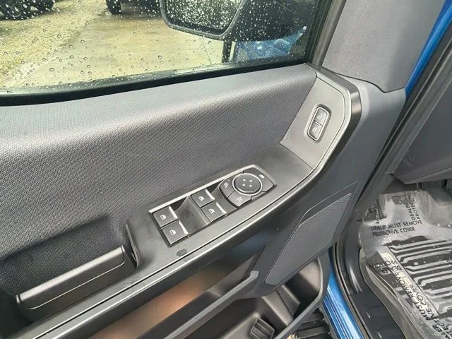 Used 2022 Blue Ford XL image 17