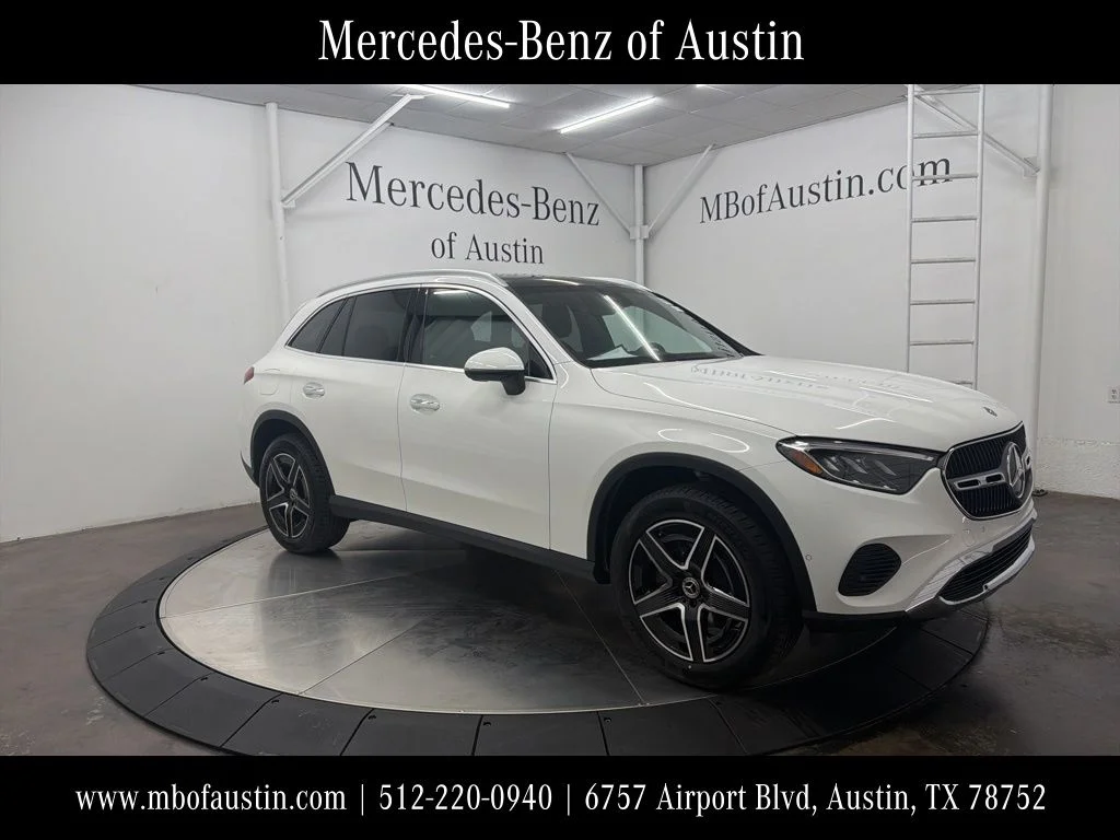 Used 2026 White Mercedes-Benz GLC 300 image 1