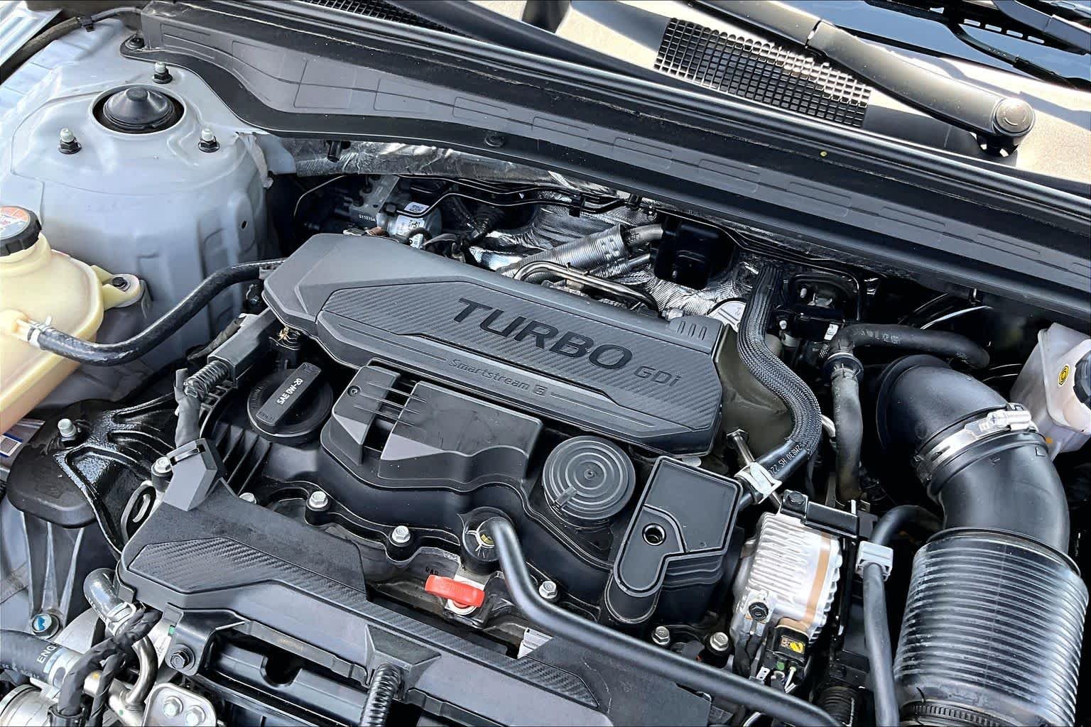 Used 2022 Wolf Gray Kia GT-Line image 31