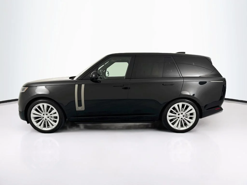 Used 2024 Black Land Rover SE image 8