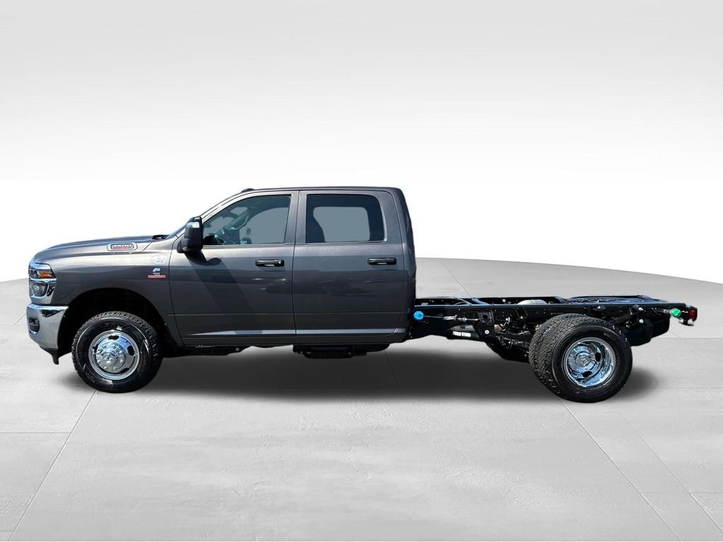 New 2026 Granite Crystal Metallic Clearcoat RAM Tradesman image 2