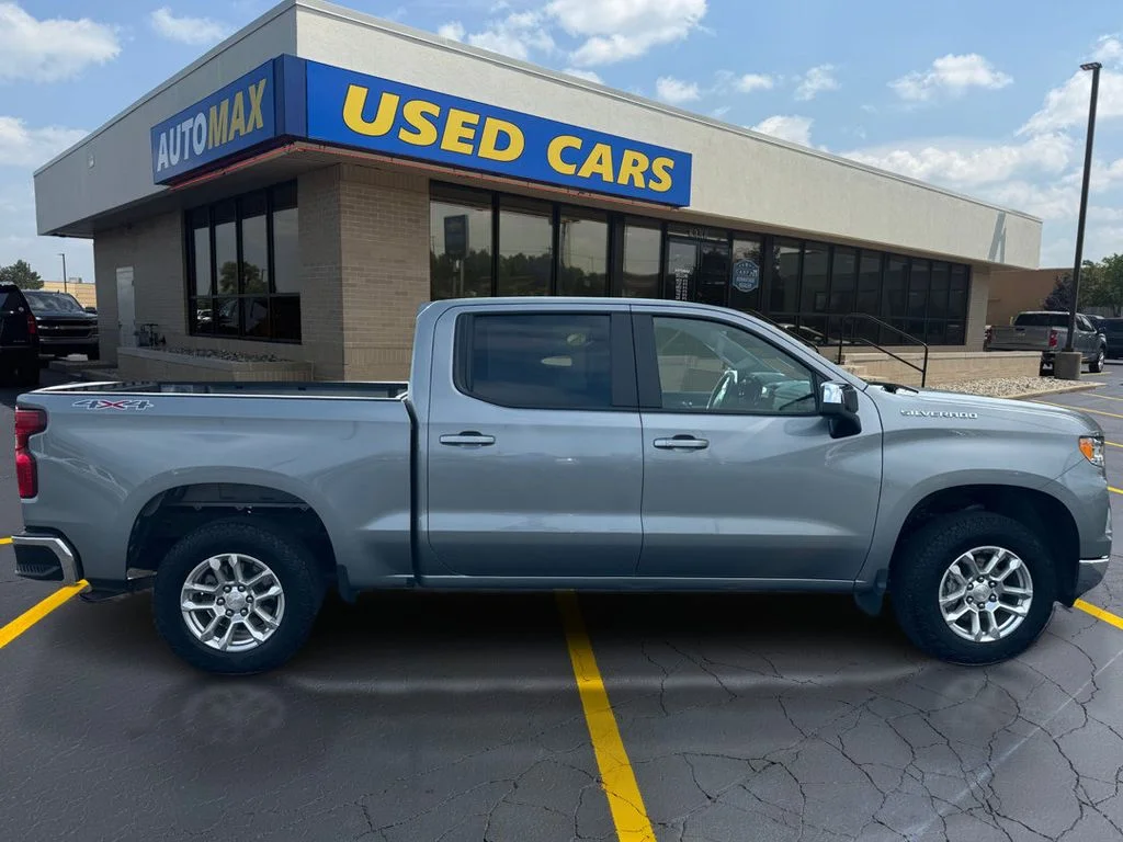 Used 2024 Sterling Gray Metallic Chevrolet LT image 2