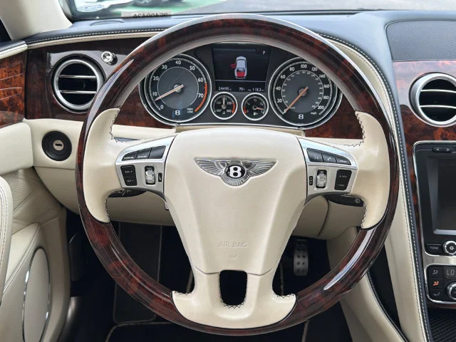 Used 2014 Blue Bentley W12 image 24