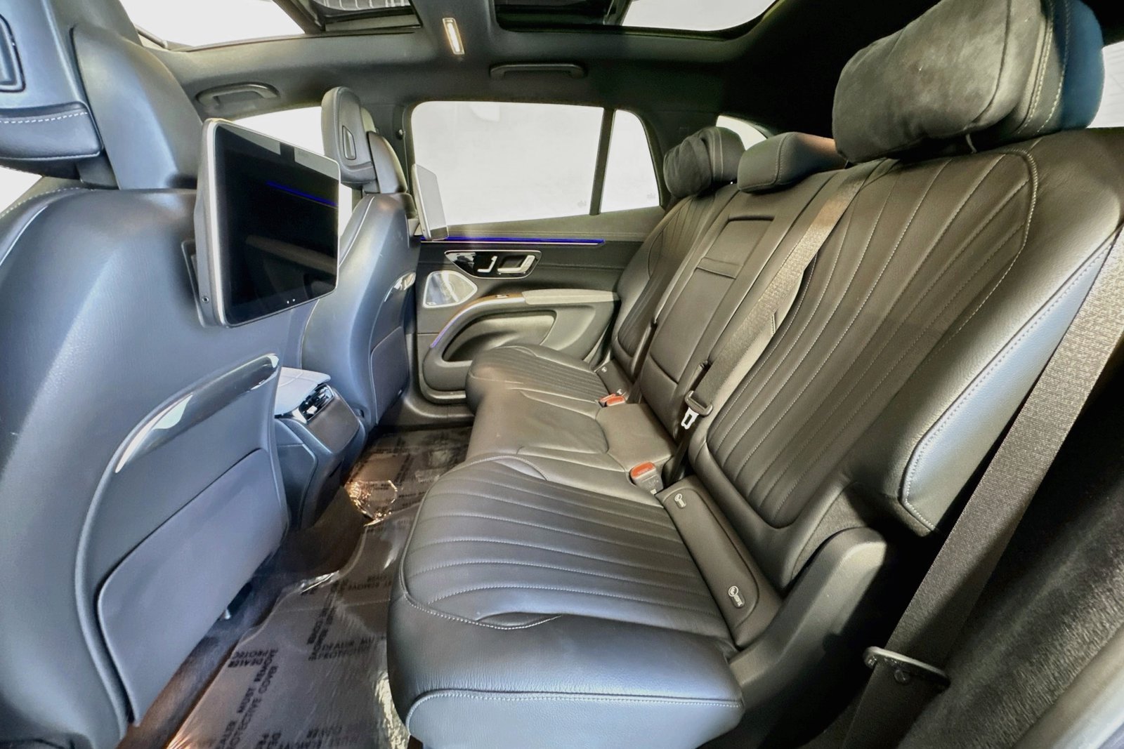 Certified Used 2024 Twilight Blue Metallic Mercedes-Benz EQS 450 image 23