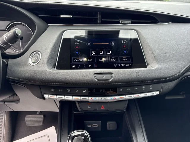 Used 2020 Silver Cadillac Premium Luxury image 19