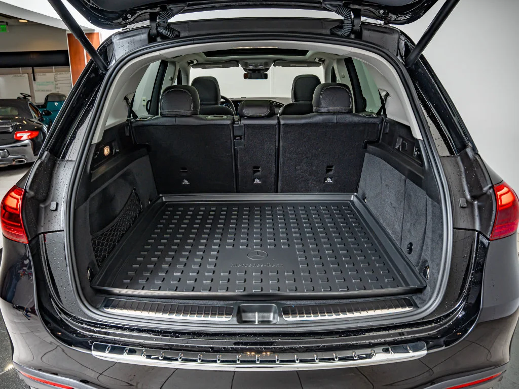 Used 2025 Obsidian Black Mercedes-Benz GLE 580 image 44