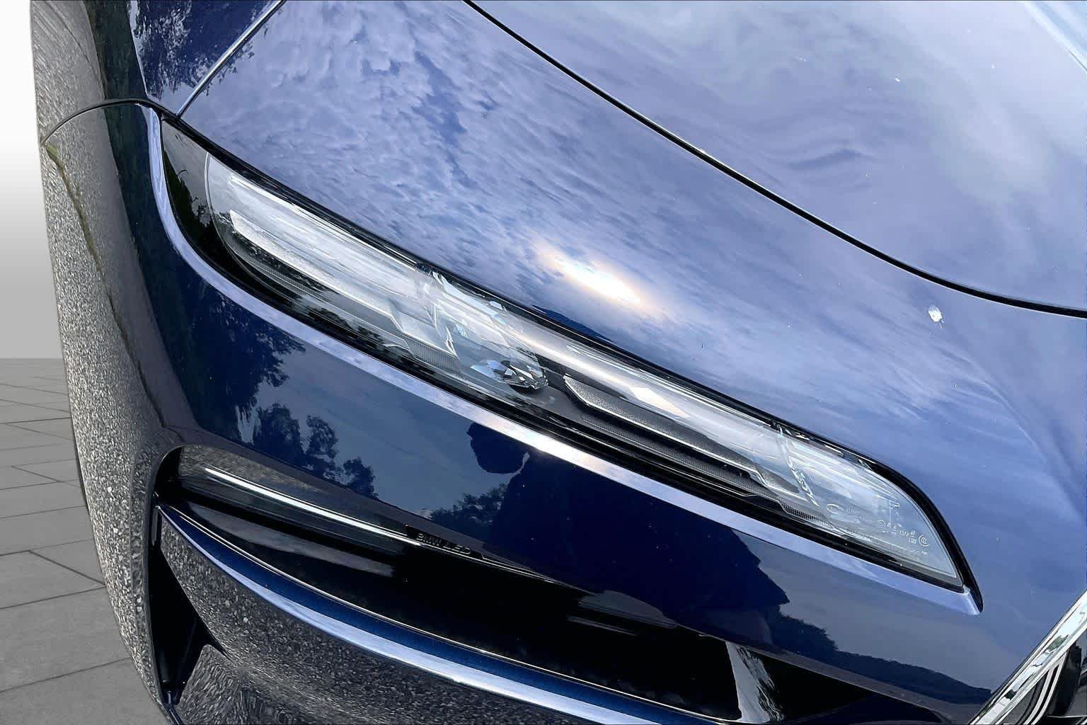 New 2026 Tanzanite Blue II Metallic BMW eDrive50 image 13