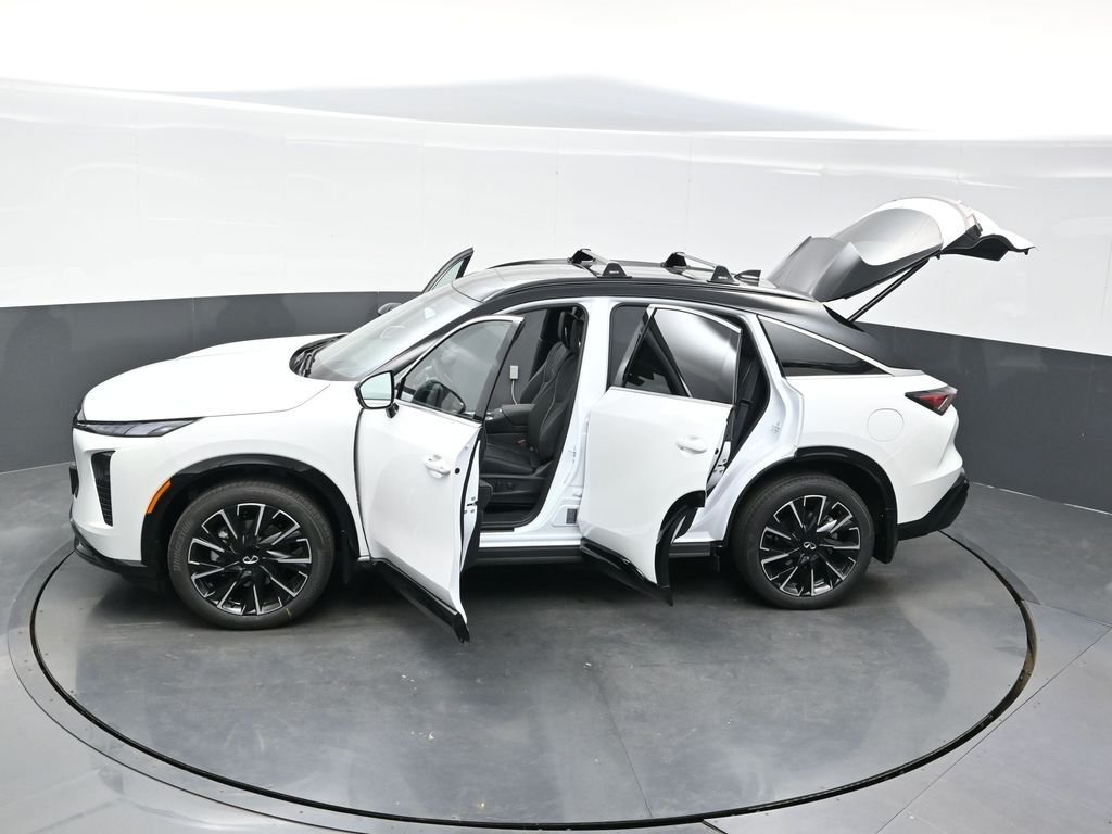 New 2027 2T RAD WHT INFINITI Autograph AWD image 49