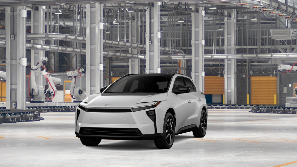 New 2026 Wind Chill Pearl Toyota XLE image 18