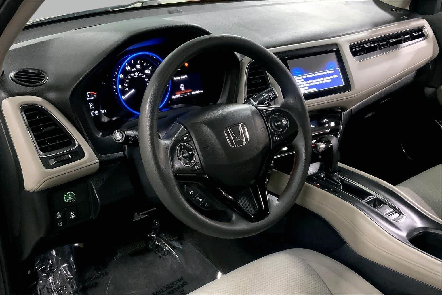 Used 2022 Platinum White Pearl Honda EX image 18