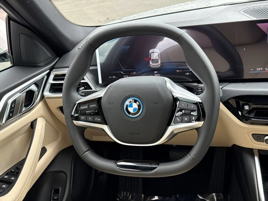 New 2026 White BMW eDrive40 image 26