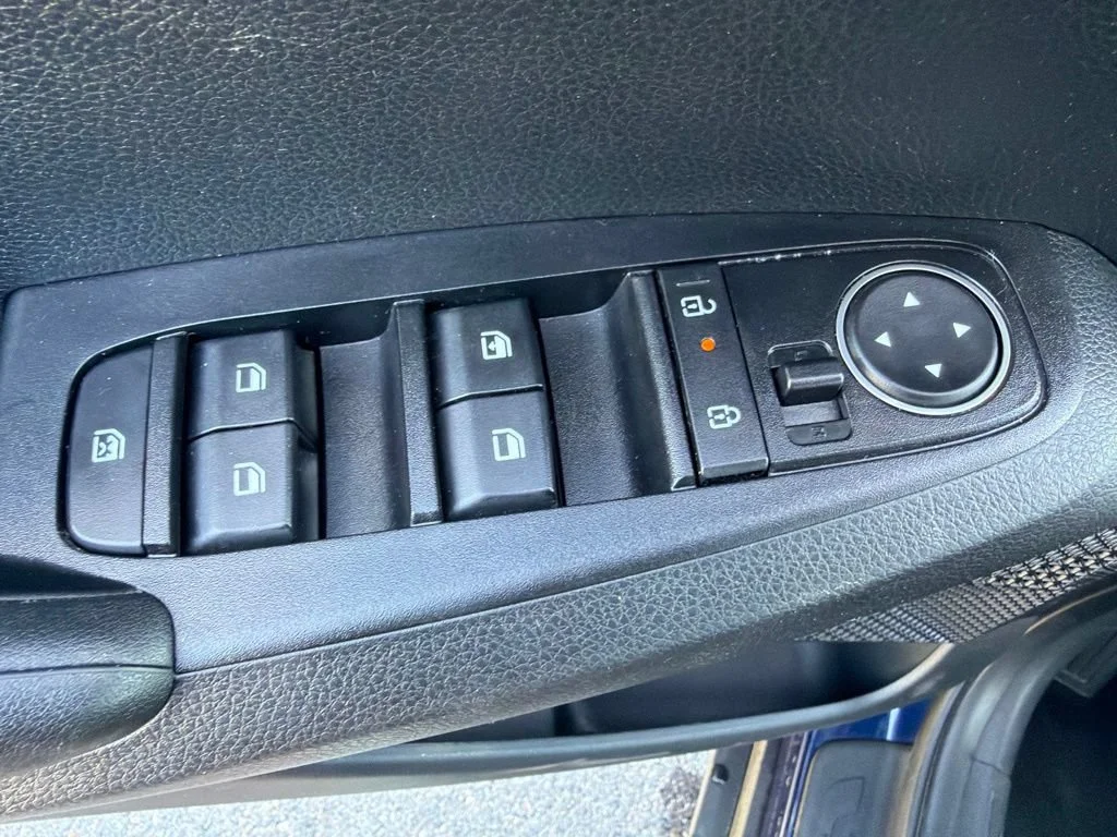 Used 2026 Blue Kia LX image 20
