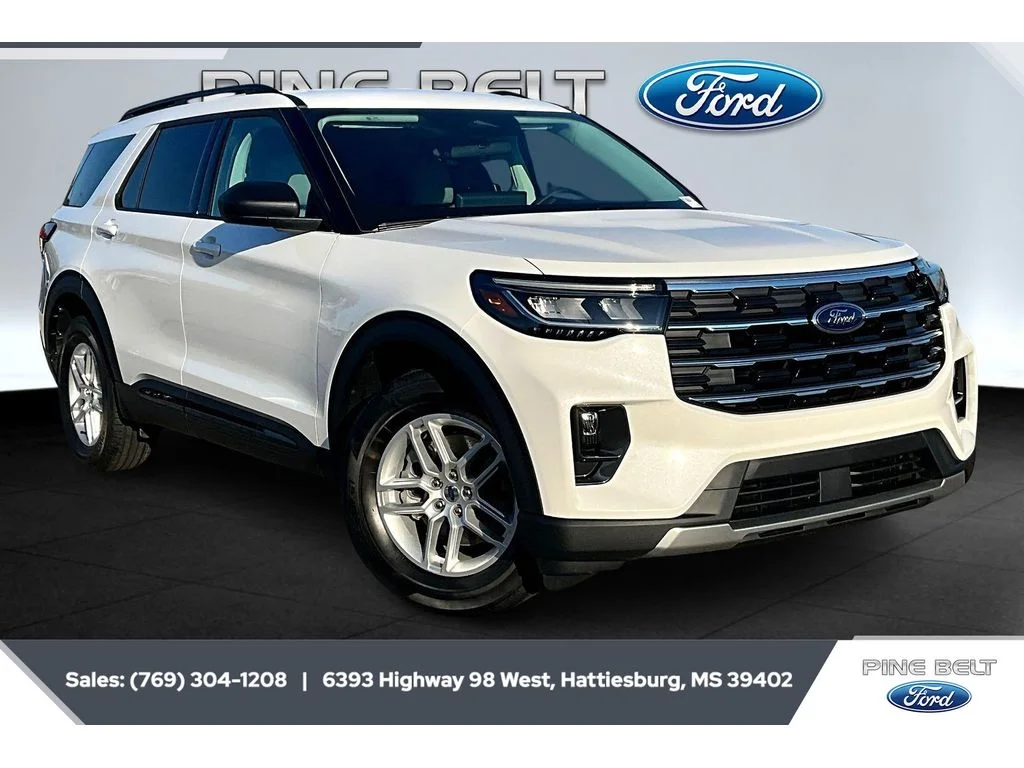New 2026 Star White Metallic Tri-Coat Ford Active image 1