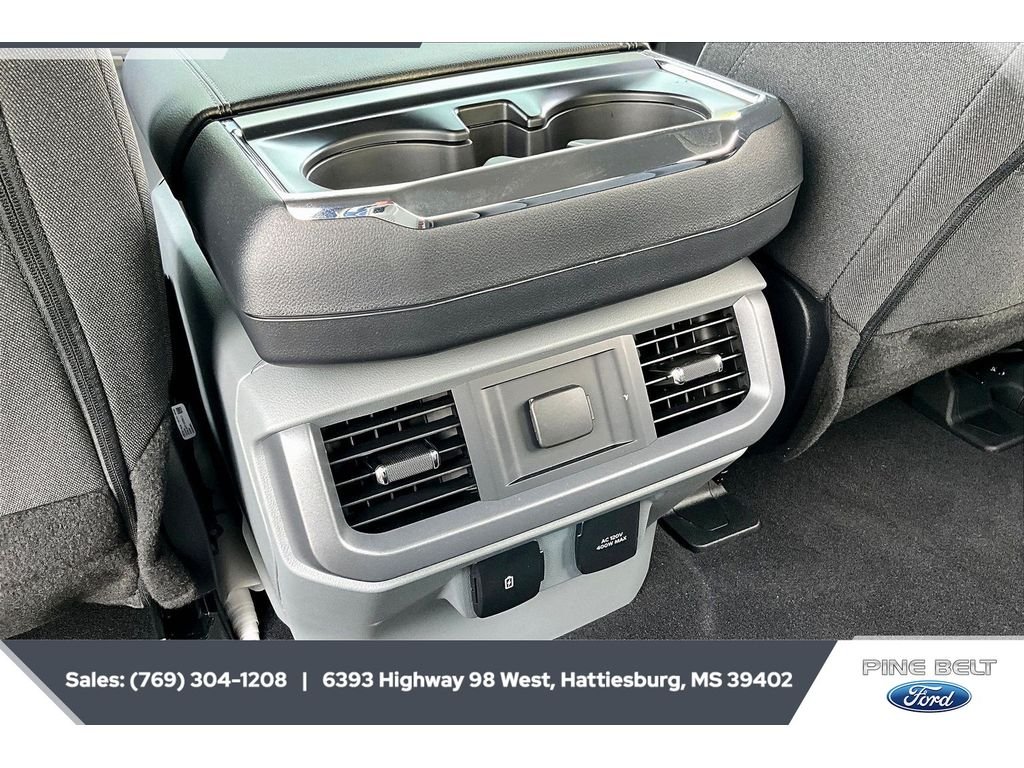 2025 Ford F-150 XLT - Photo 25