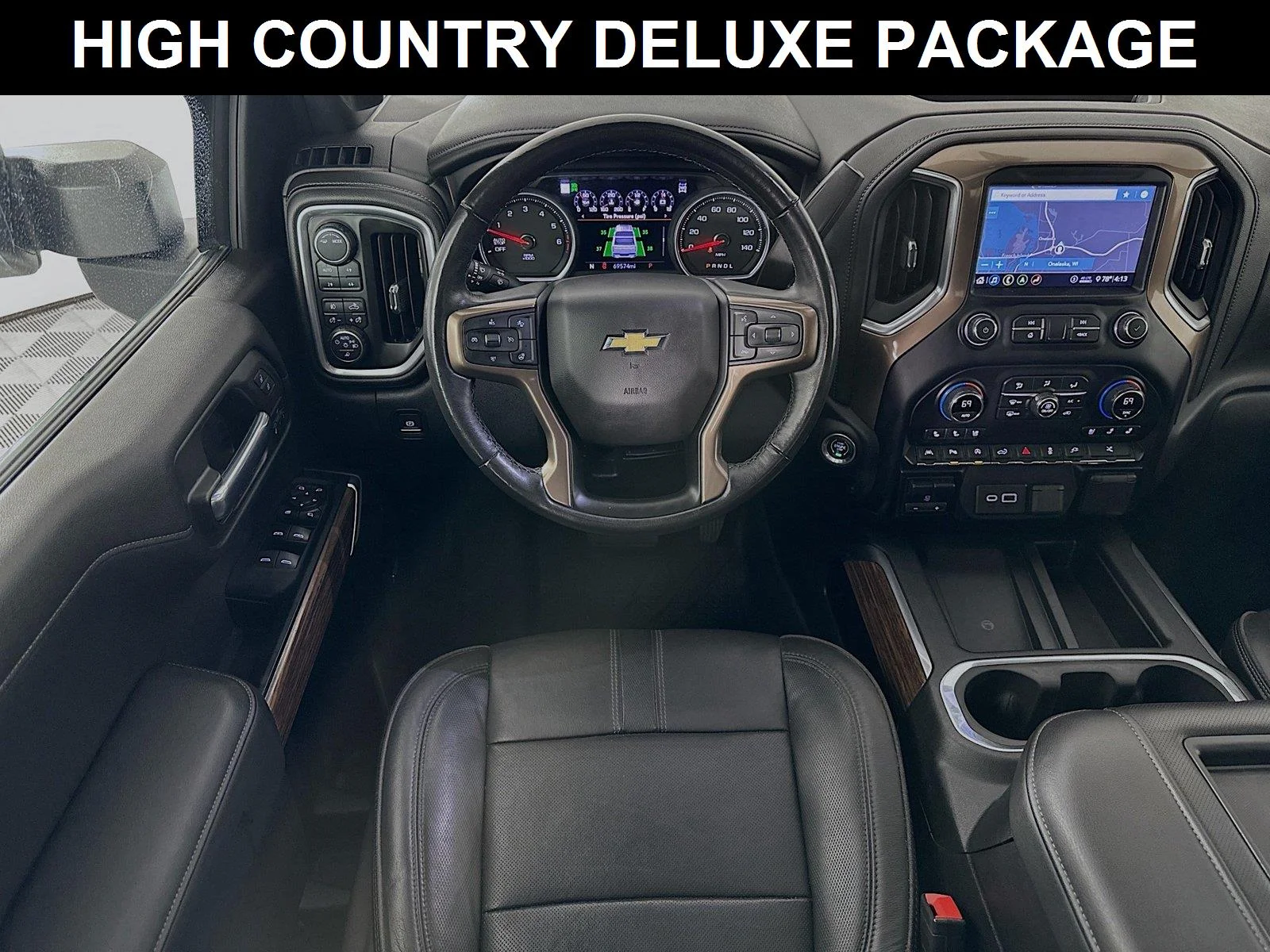 Used 2020 Chevrolet Silverado 1500 High Country with VIN 1GCUYHELXLZ152511 for sale in Winona, Minnesota