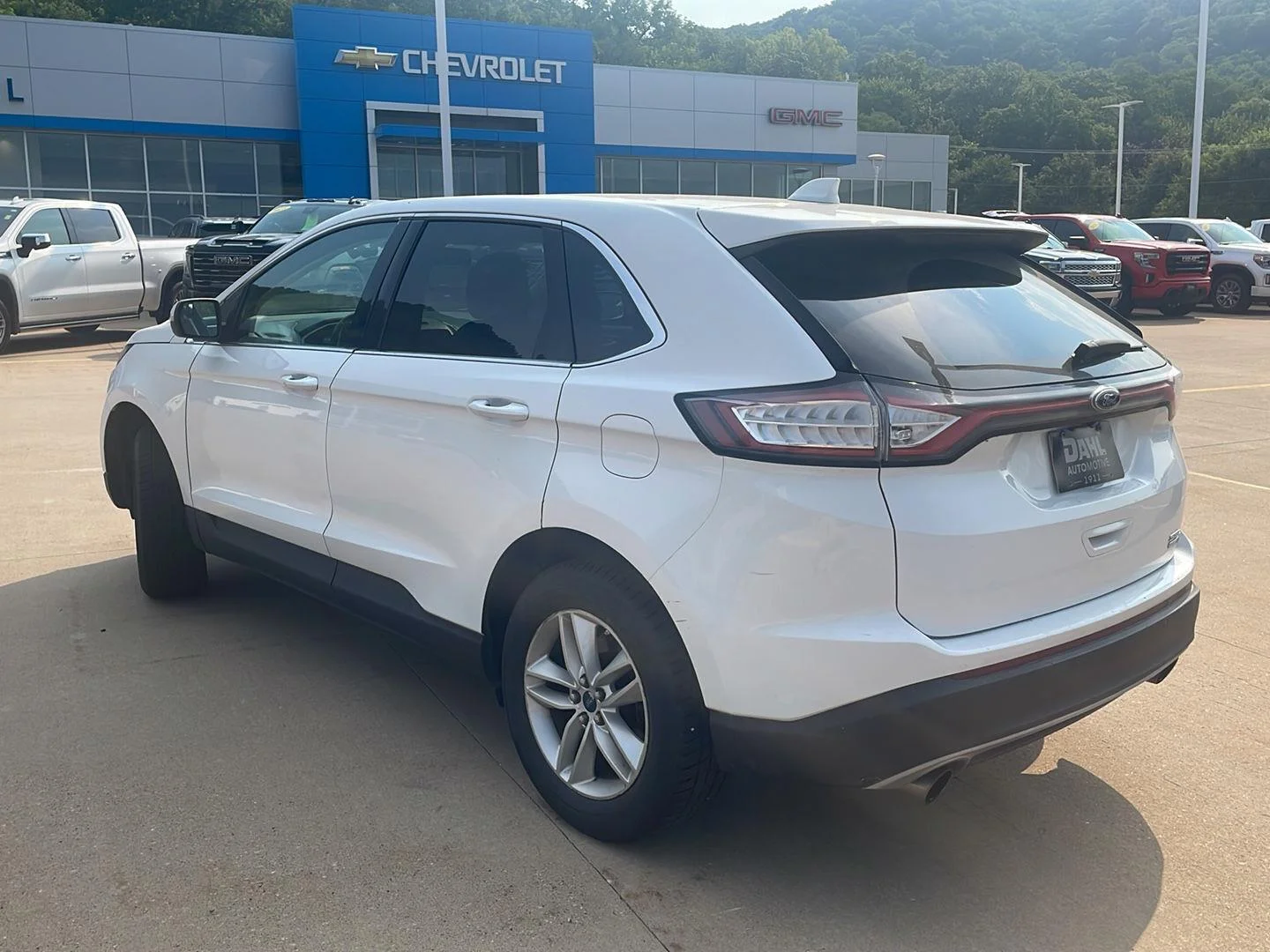 Used 2017 White Ford SEL image 5