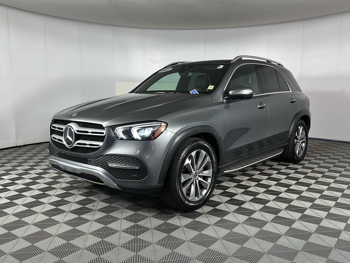 Used 2022 Selenite Grey Metallic Mercedes-Benz GLE 350 image 3