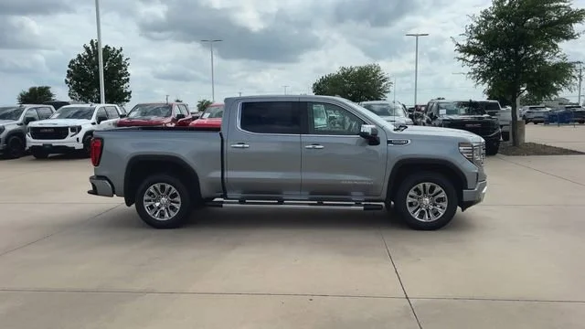 2026 GMC Sierra 1500 Denali - Photo 9
