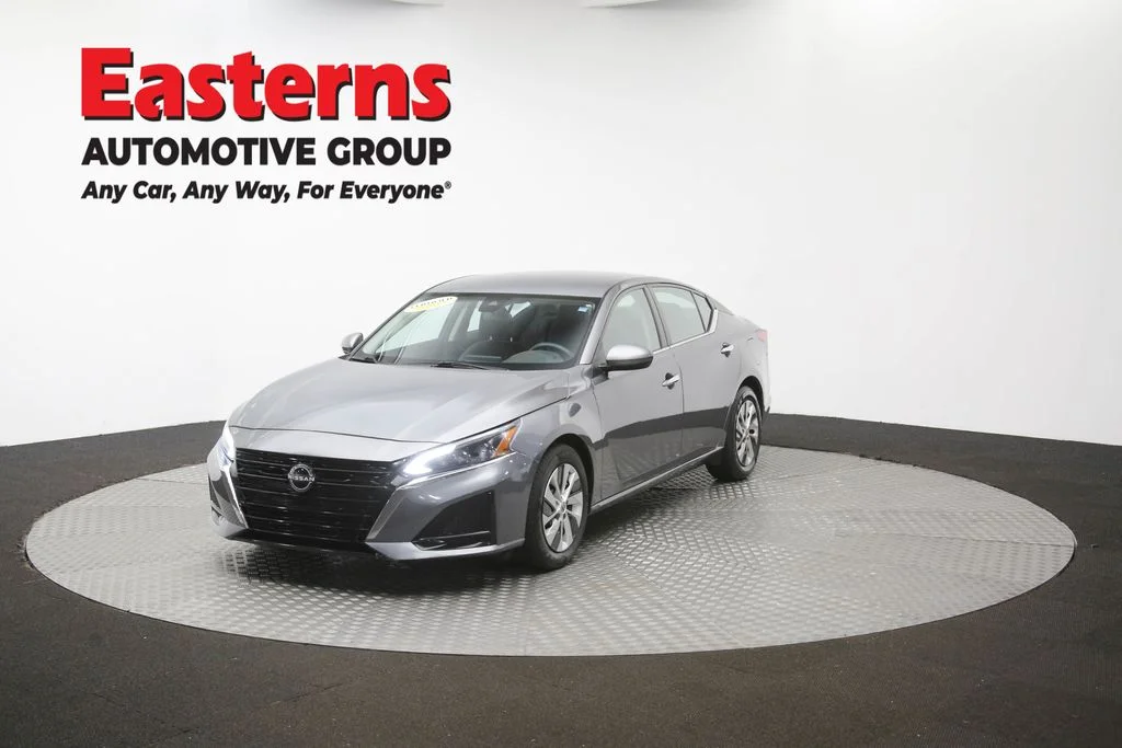 Used 2023 Gray Nissan 2.5 S image 53