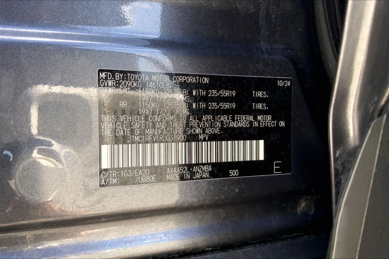 Used 2024 Magnetic Gray Metallic Toyota XLE Premium image 36