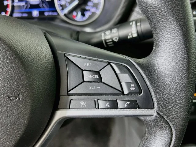 Used 2025 Gray Nissan SV image 30