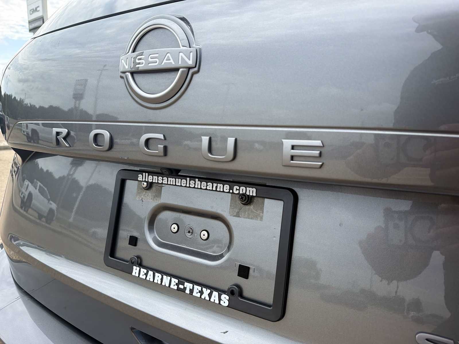 2024 Nissan Rogue SV - Photo 32