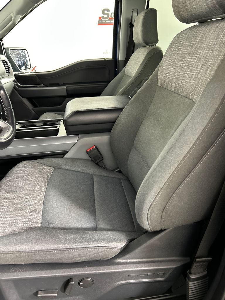Used 2022 Blue Ford XLT image 13