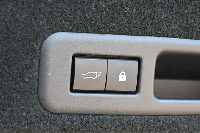Used 2021 Silver Lexus 350 image 7