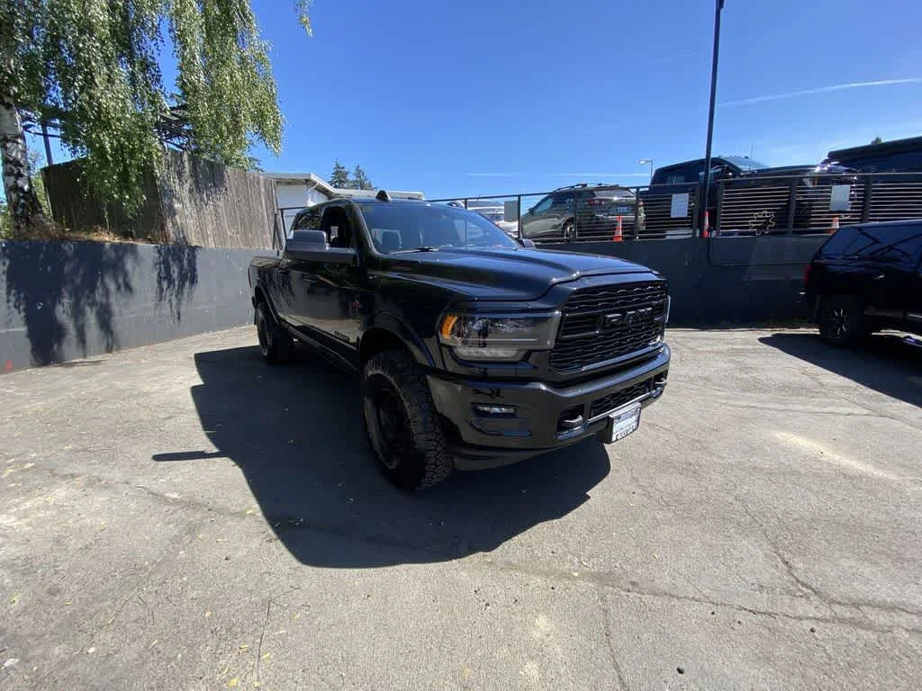 Used 2022 Diamond Black Crystal Pearlcoat Ram Limited image 8