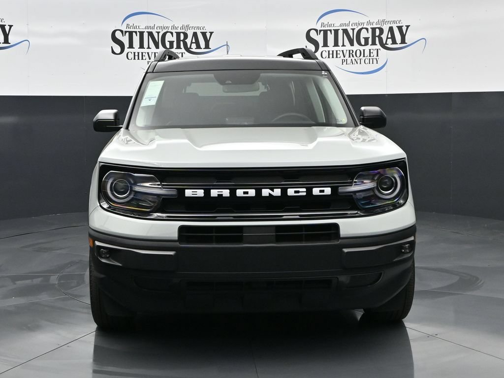 Used 2023 Gray Ford Outer Banks image 2